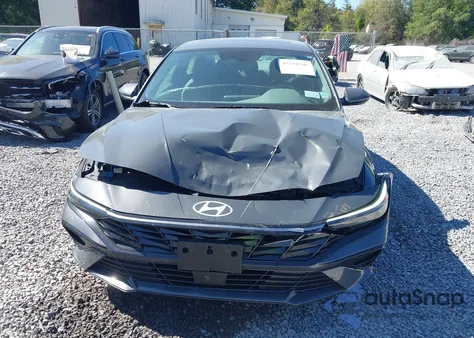 2024 Hyundai Elantra Sel z USA, uszkodzony, nr VIN KMHLS4DGXRU842108